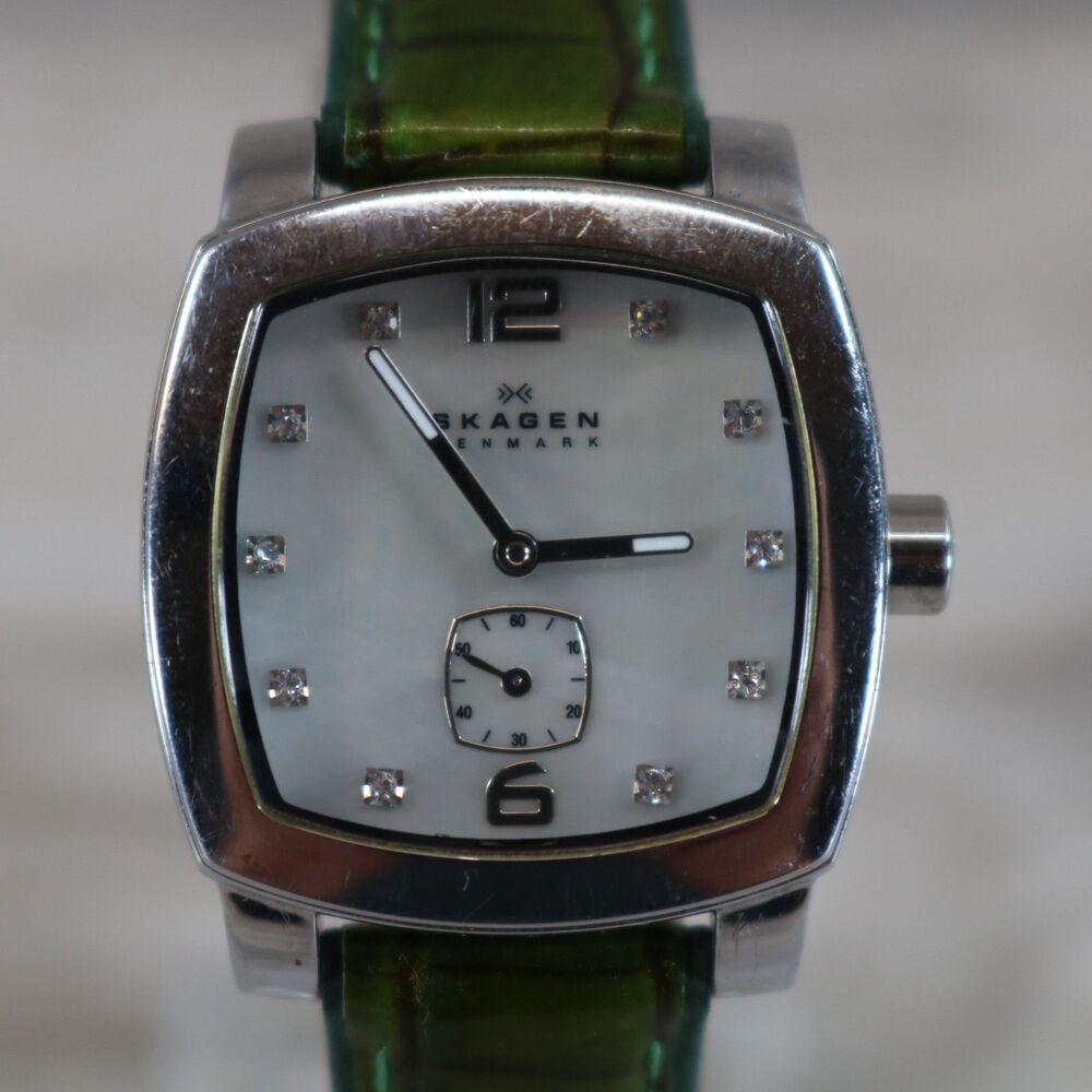 Skagen Denmark Women’s Watch – Pre-Owned, New Battery, Tonneau, Mother of Pearl